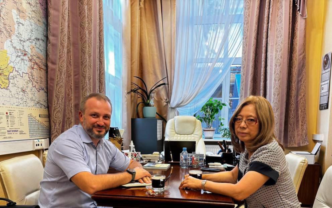 Уполномоченный по защите прав предпринимателей, провела встречу с Арсеном Магомедовым, общественным помощником и руководителем Центра общественных процедур «Бизнес против коррупции» в Ленинградской области
