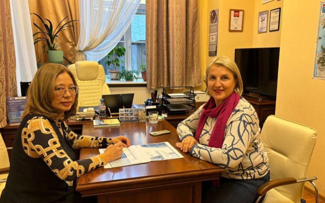 Елена Рулева, Уполномоченный по защите прав предпринимателей в Ленинградской области, и Ольга Загитова, её коллега из Красноярского края встретились для обсуждения системных проблем, с которыми сталкиваются предприниматели