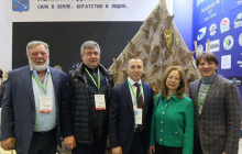 Уполномоченный по защите прав предпринимателей в Ленинградской области Елена Рулева посетила международную отраслевую выставку «Агрорусь-2026».