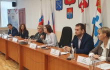 Уполномоченный приняла участие в публичном обсуждении правоприменительной практики